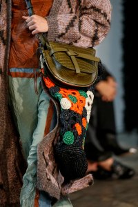 Details at Loewe RTW Spring 2019