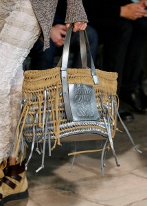 Details at Loewe RTW Spring 2019