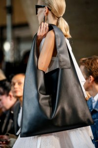 Details at Loewe RTW Spring 2019