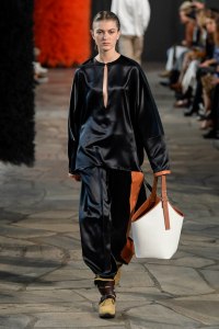 Loewe RTW Spring 2019