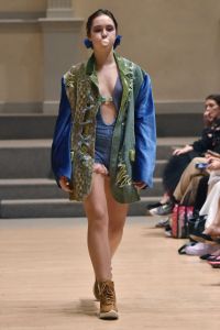 Lou Dallas Water Bow RTW Spring 2019