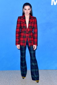 Hailee SteinfeldMichael Kors show, Arrivals, Spring Summer 2019, New York Fashion Week, USA - 12 Sep 2018WEARING MICHAEL KORS SAME OUTFIT AS CATWALK MODEL *9375924ag