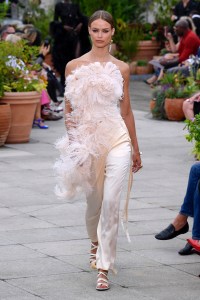 Oscar de la Renta RTW Spring 2019