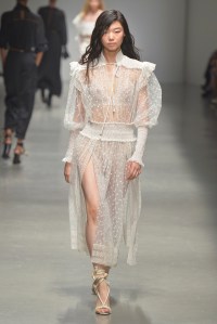 Philosophy di Lorenzo Serafini RTW Spring 2019