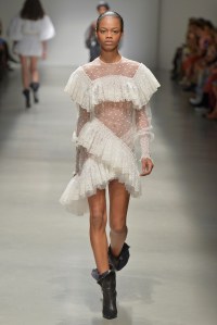 Philosophy di Lorenzo Serafini RTW Spring 2019