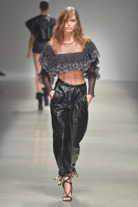 Philosophy di Lorenzo Serafini RTW Spring 2019