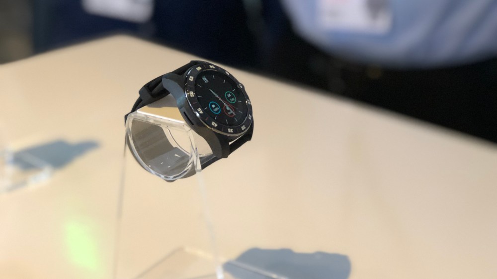 qualcomm wearables smartwatc h