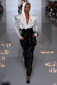 Balmain RTW Spring 2019