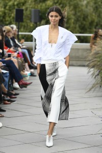 Roland Mouret RTW Spring 2019