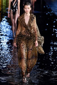 Saint Laurent RTW Spring 2019