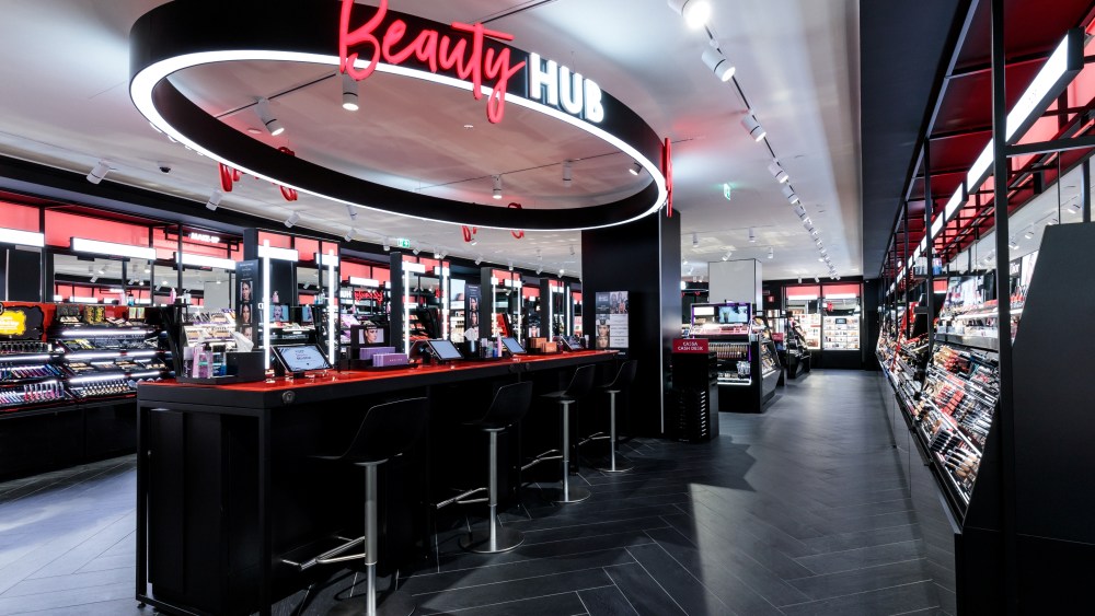 The Beauty Hub at Sephora revamped Milan flagship.