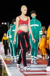 Tommy Hilfiger RTW Fall 2018