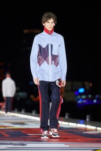 Tommy Hilfiger RTW Fall 2018