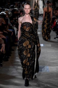 Uma Wang RTW Spring 2019