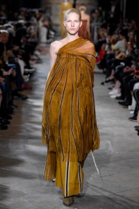 Uma Wang RTW Spring 2019