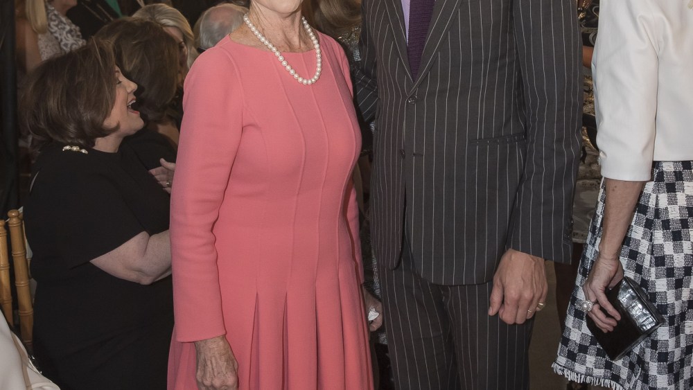 Oscar de la Renta and Neiman's Link for Women's Luncheon in Dallas