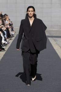 Unravel RTW Spring 2019