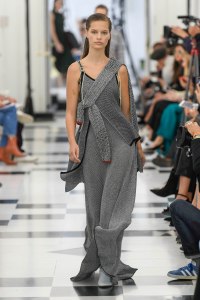 Victoria Beckham RTW Spring 2019