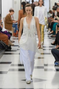 Victoria Beckham RTW Spring 2019