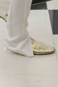 Details at Victoria Beckham RTW Spring 2019