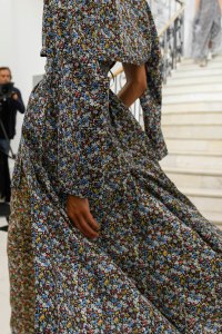Details at Victoria Beckham RTW Spring 2019