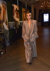 Lady GagaElle Women in Hollywood, Cocktails, Los Angeles, USA - 15 Oct 2018WEARING MARC JACOBS SAME OUTFIT AS CATWALK MODEL *9879751h