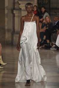 Esteban Cortazar RTW Spring 2019