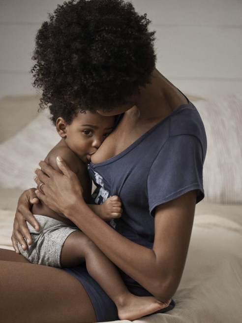 A Gap ad on Instagram showing a black mother breastfeeding her child went viral unexpectedly.