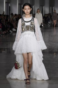 Giambattista Valli RTW Spring 2019