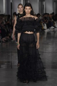 Giambattista Valli RTW Spring 2019