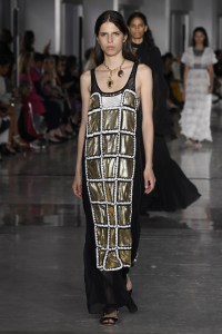 Giambattista Valli RTW Spring 2019