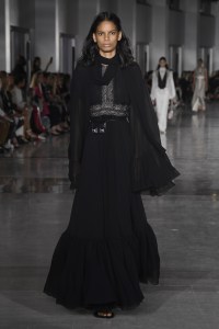 Giambattista Valli RTW Spring 2019