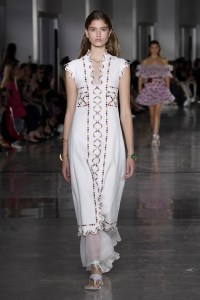 Giambattista Valli RTW Spring 2019