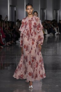 Giambattista Valli RTW Spring 2019