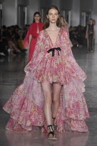 Giambattista Valli RTW Spring 2019
