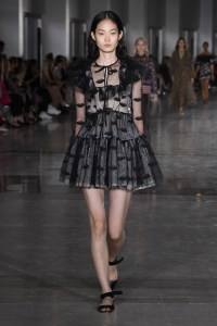 Giambattista Valli RTW Spring 2019