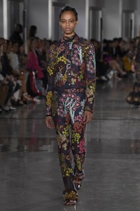 Giambattista Valli RTW Spring 2019