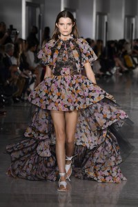 Giambattista Valli RTW Spring 2019