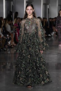 Giambattista Valli RTW Spring 2019