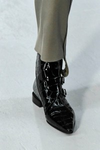 Details at Louis Vuitton RTW SS19