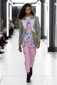 Louis Vuitton RTW Spring 2019