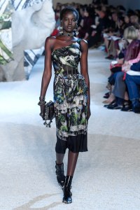 Alexander McQueen RTW Spring 2019