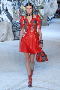 Alexander McQueen RTW Spring 2019