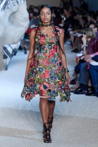 Alexander McQueen RTW Spring 2019