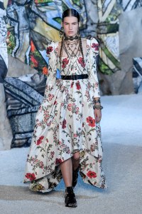 Alexander McQueen RTW Spring 2019