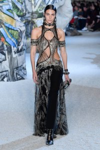 Alexander McQueen RTW Spring 2019