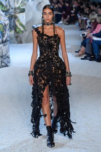 Alexander McQueen RTW Spring 2019