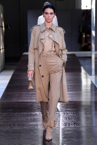 Kendall Jenner on the catwalkBurberry show, Runway, London Fashion Week, UK - 17 Sep 2018