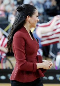 Meghan Markle Duchess of Sussex Maternity Style 2018 Scanlan Theodore