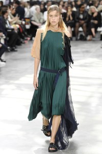Sacai RTW Spring 2019